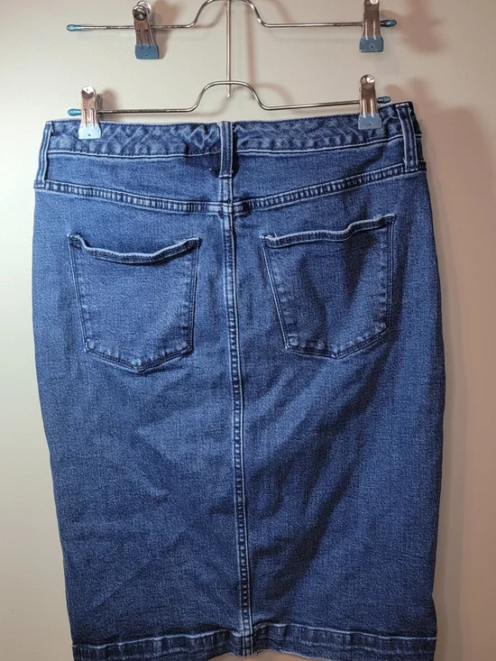Universal Thread Dark Blue Button-Front Denim Midi Skirt Size 8/29 - Picture 2 of 7